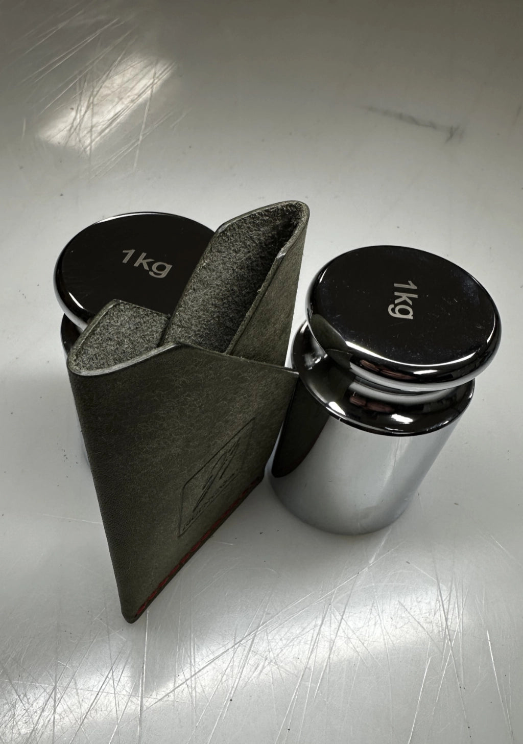 JB Designs Minimalist Wallet - Series 001 (Grey/Green)